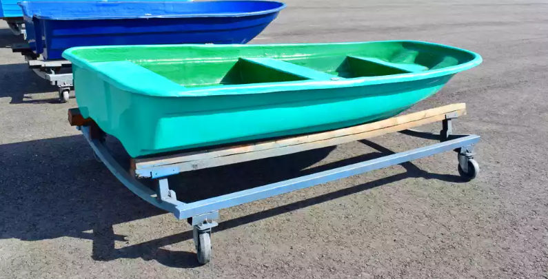 Стеклопластиковая лодка Старт (тримаран) в Орле