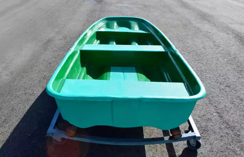 Стеклопластиковая лодка Старт (тримаран) в Орле