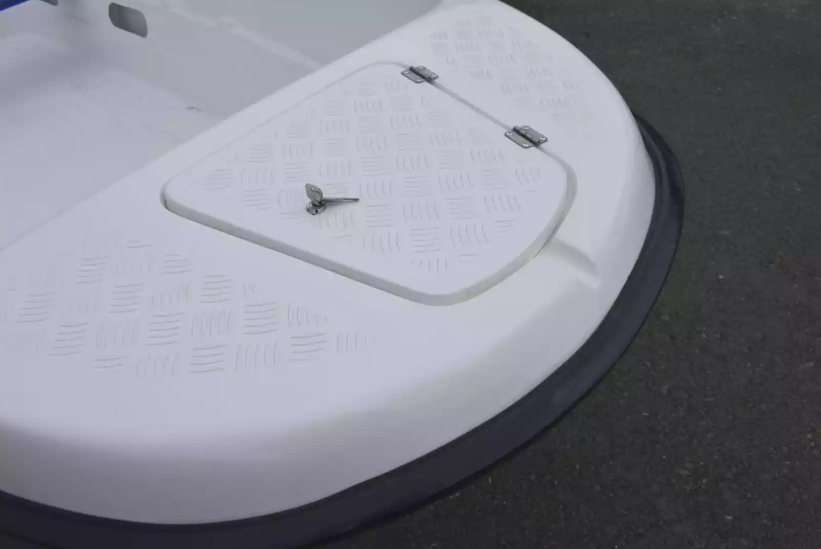 Стеклопластиковая лодка Пингвин New (тримаран) в Орле