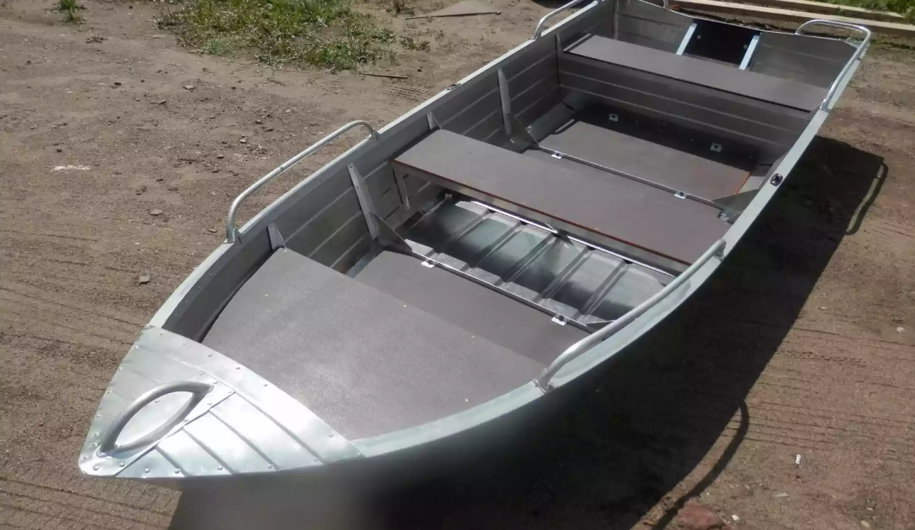 Алюминиевая лодка Вятка-Профи 32 в Орле