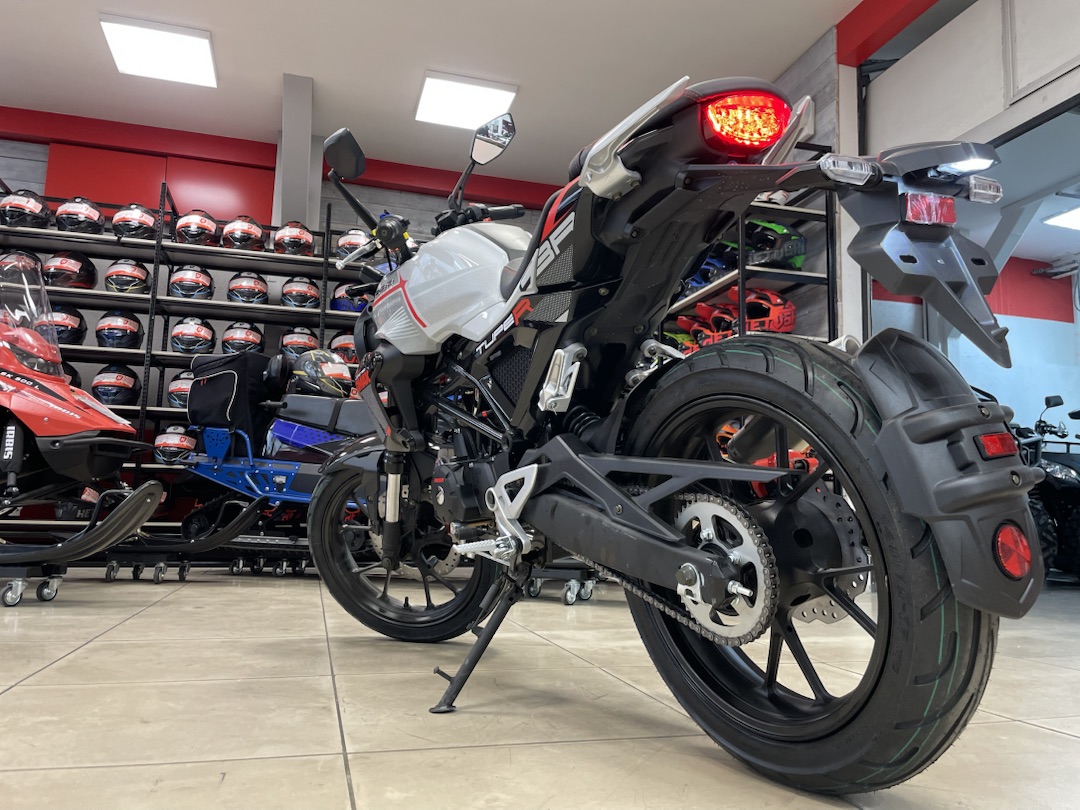 Мопед PROMAX CB150R (49) в Орле