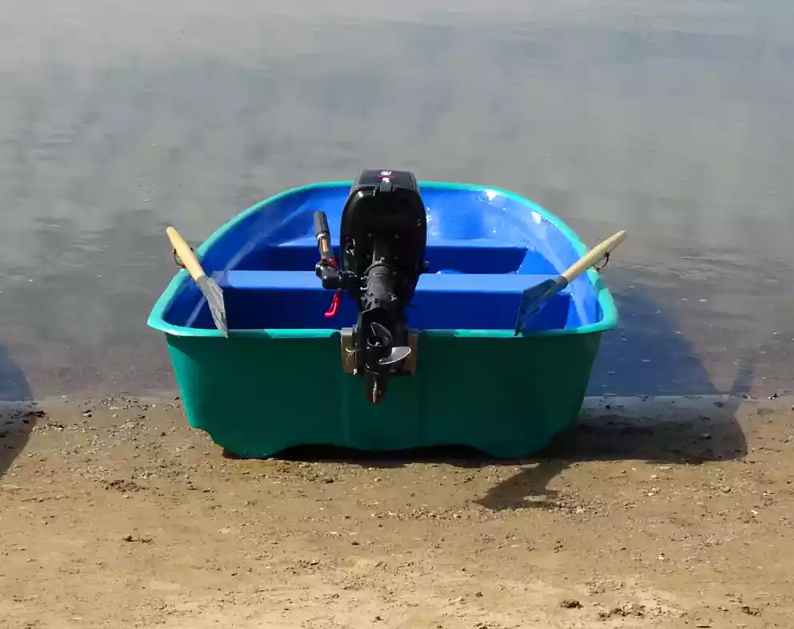 Стеклопластиковая лодка Старт (тримаран) в Орле