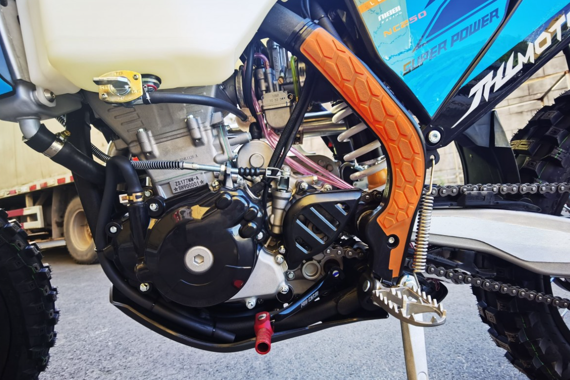 Мотоцикл JHLMOTO JHL Z7 NC250S (177MM-A) в Орле