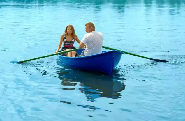 Стеклопластиковая лодка Дельфин в Орле