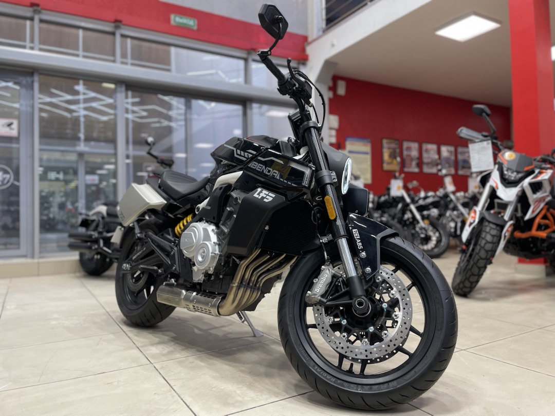 Мотоцикл Benda LFS 700 в Орле