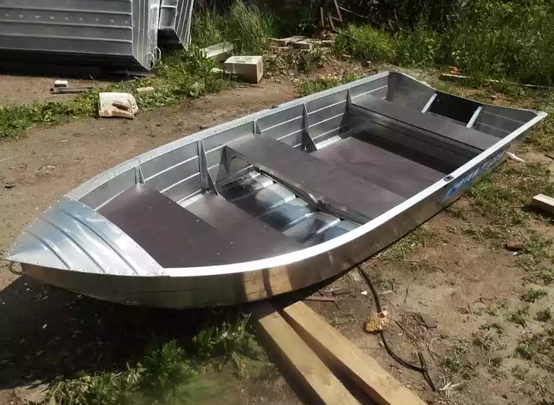 Алюминиевая лодка Вятка-Профи 37 в Орле