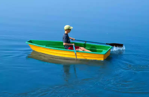 Стеклопластиковая лодка Малютка в Орле