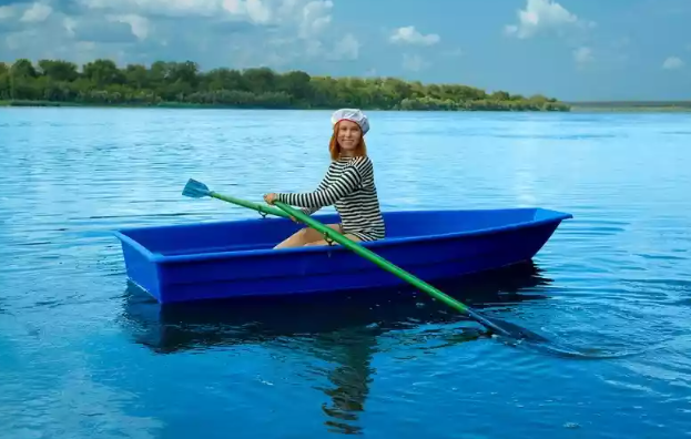 Стеклопластиковая лодка Малютка в Орле