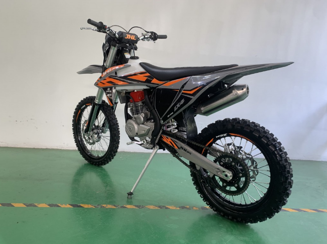 Мотоцикл JHLMOTO JHL LX4 CB300RL (175FMN) в Орле