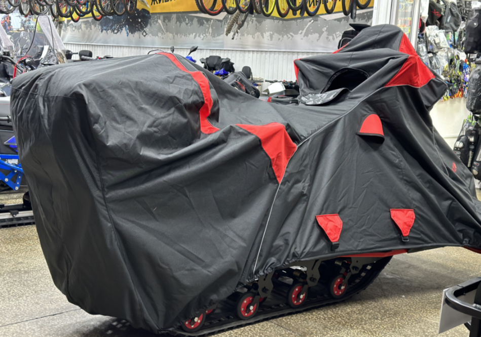 Чехол транспорт. снегохода IKUDZO HUNTER черно-красный Оксфорд ПРЕМИУМ качества с лого IKUDZO в Орле