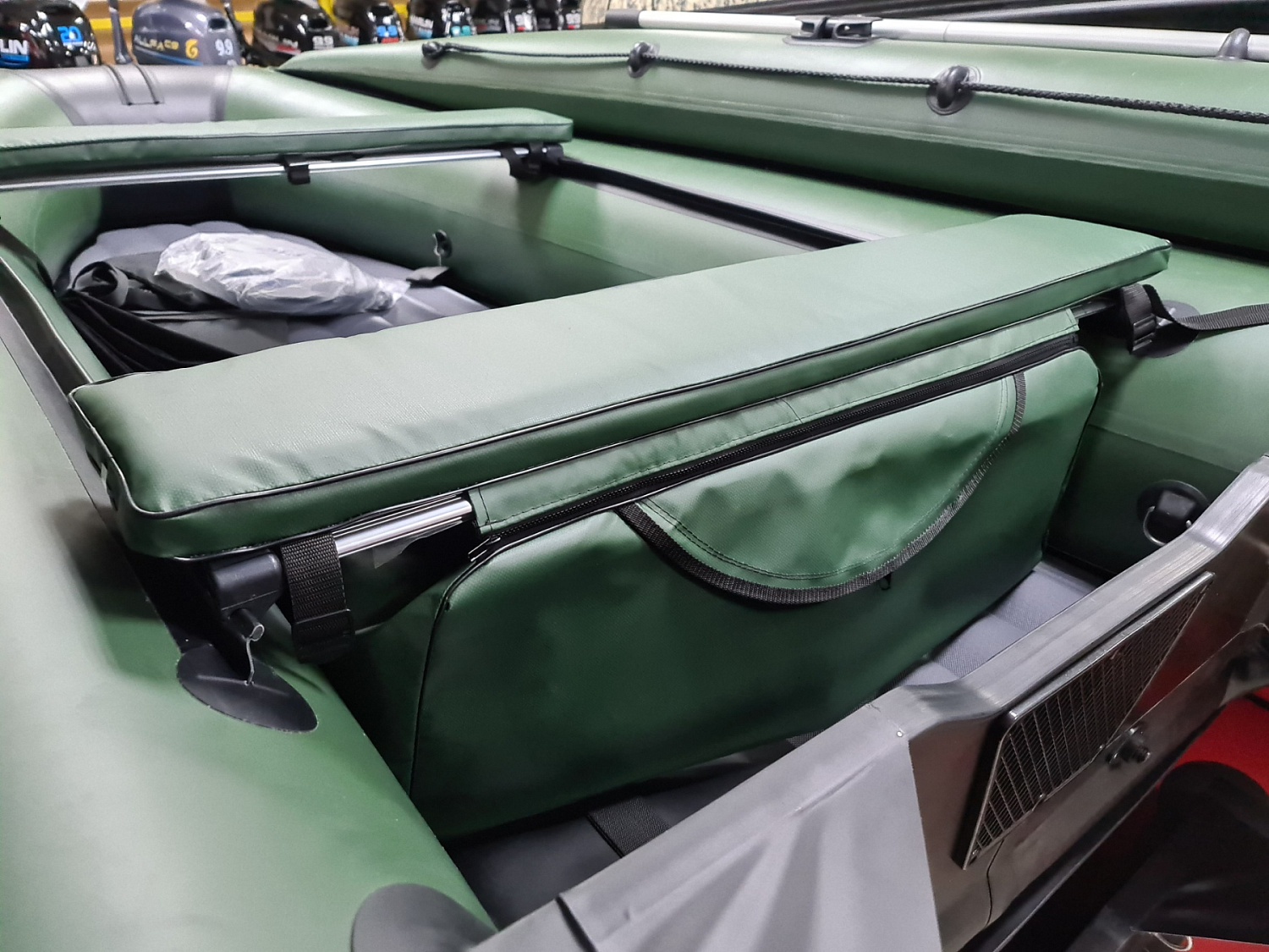 КОМПЛЕКТ МЯГКИХ НАКЛАДОК С СУМКОЙ ДЛЯ ЛОДОК 90Х20 ЗЕЛЕНЫЙ в Орле