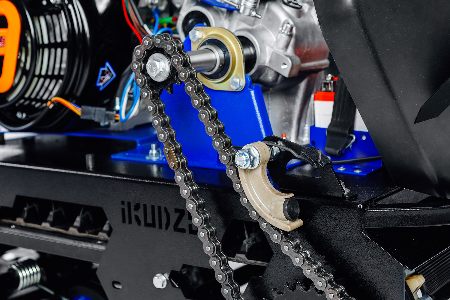 МОТОБУКСИРОВЩИК IKUDZO LONG 2.0 1700/500 EKR19 в Орле