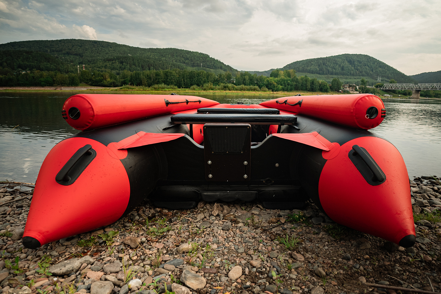 Лодка MISHIMO RIVER FJET PRO 410  под водомет в Орле